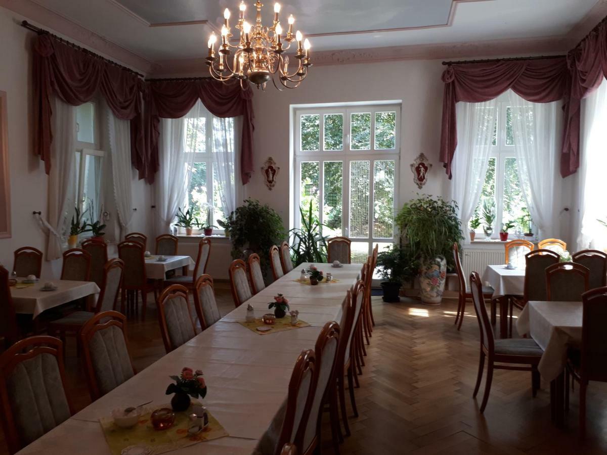 Pension Gutshaus Krusemark Hohenberg-Krusemark Экстерьер фото